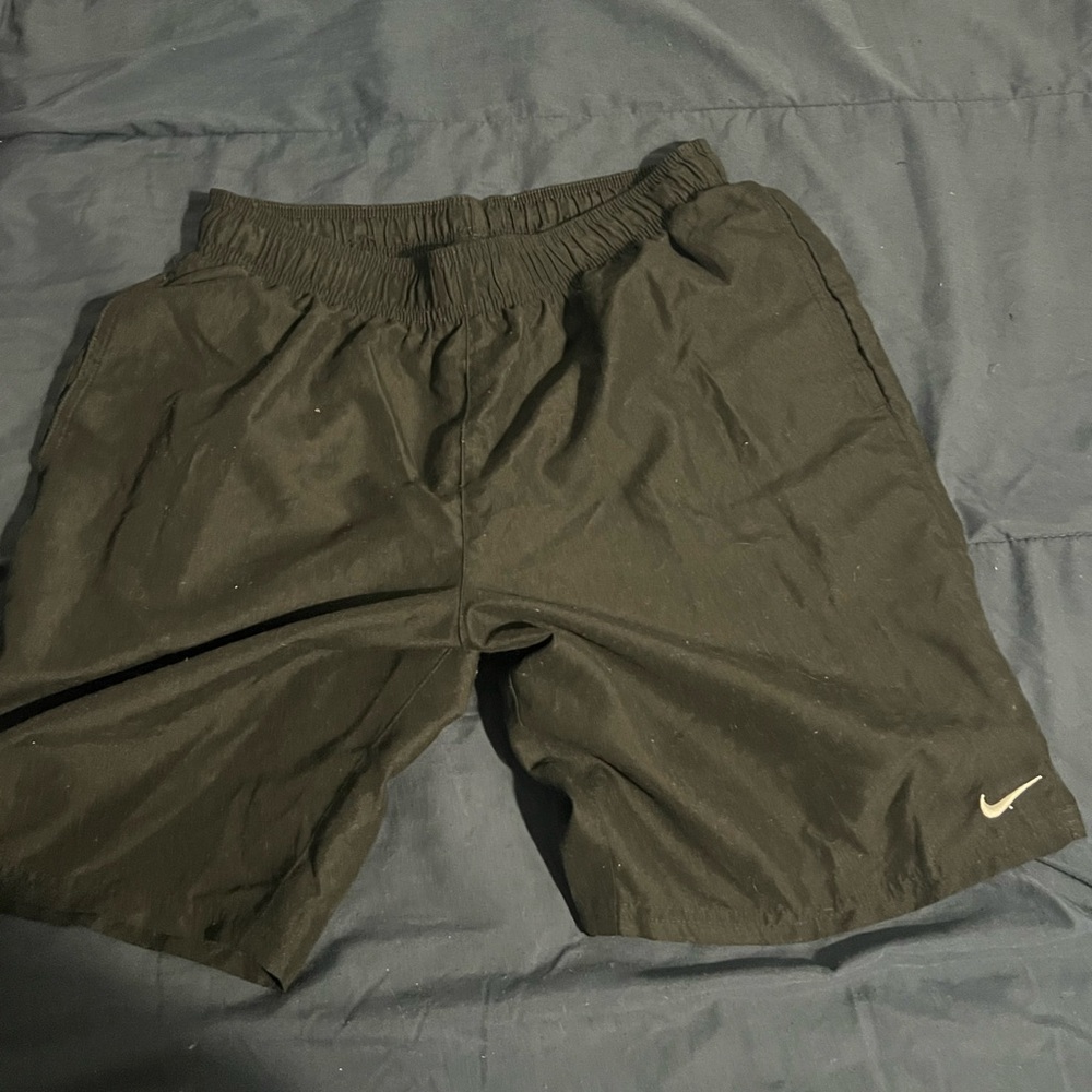 Nike Men's Dark Gray Athletic Shorts
